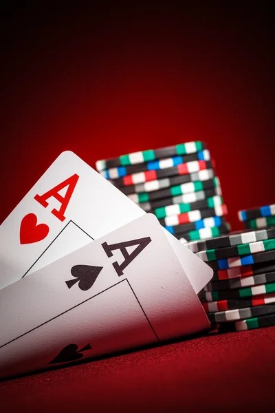 Lucky Twins live dealer table with professional studio setup